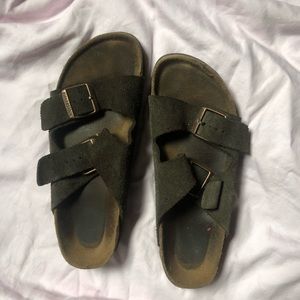 Brown Birkenstock’s